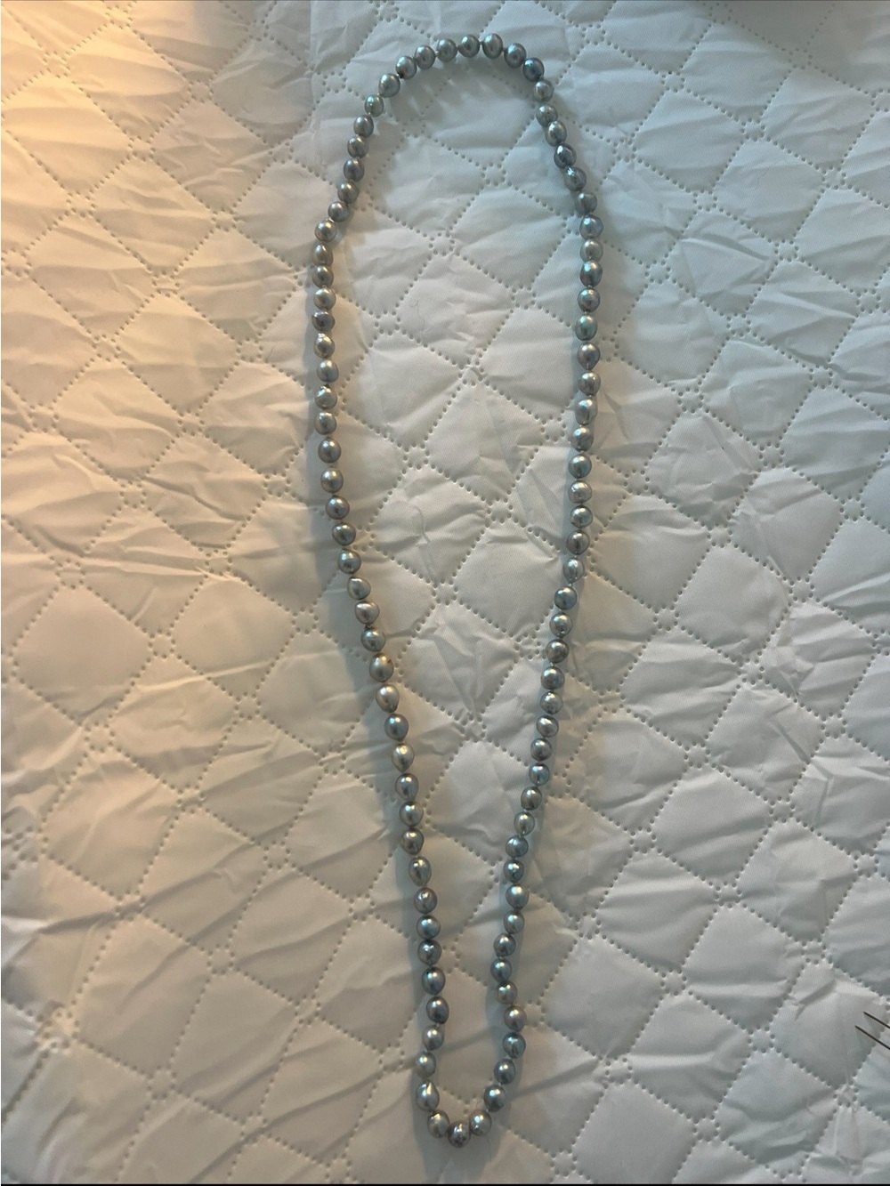 Classic grey Silver Pearl Beaded Necklace - Elegant Women's Jewelry